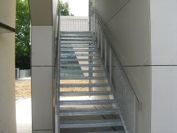 Aussentreppe gerade-048